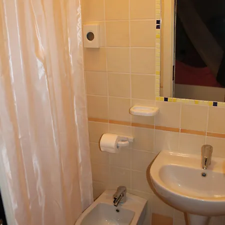 Hotel Oblio 2*