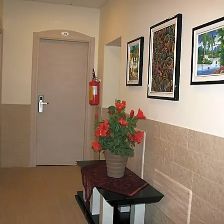 Hotel Oblio 2*
