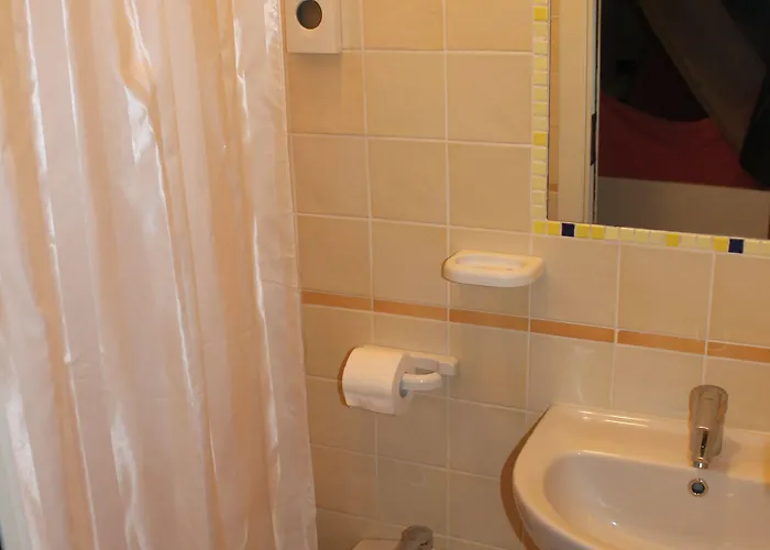 Ξενοδοχείο Oblio 2*